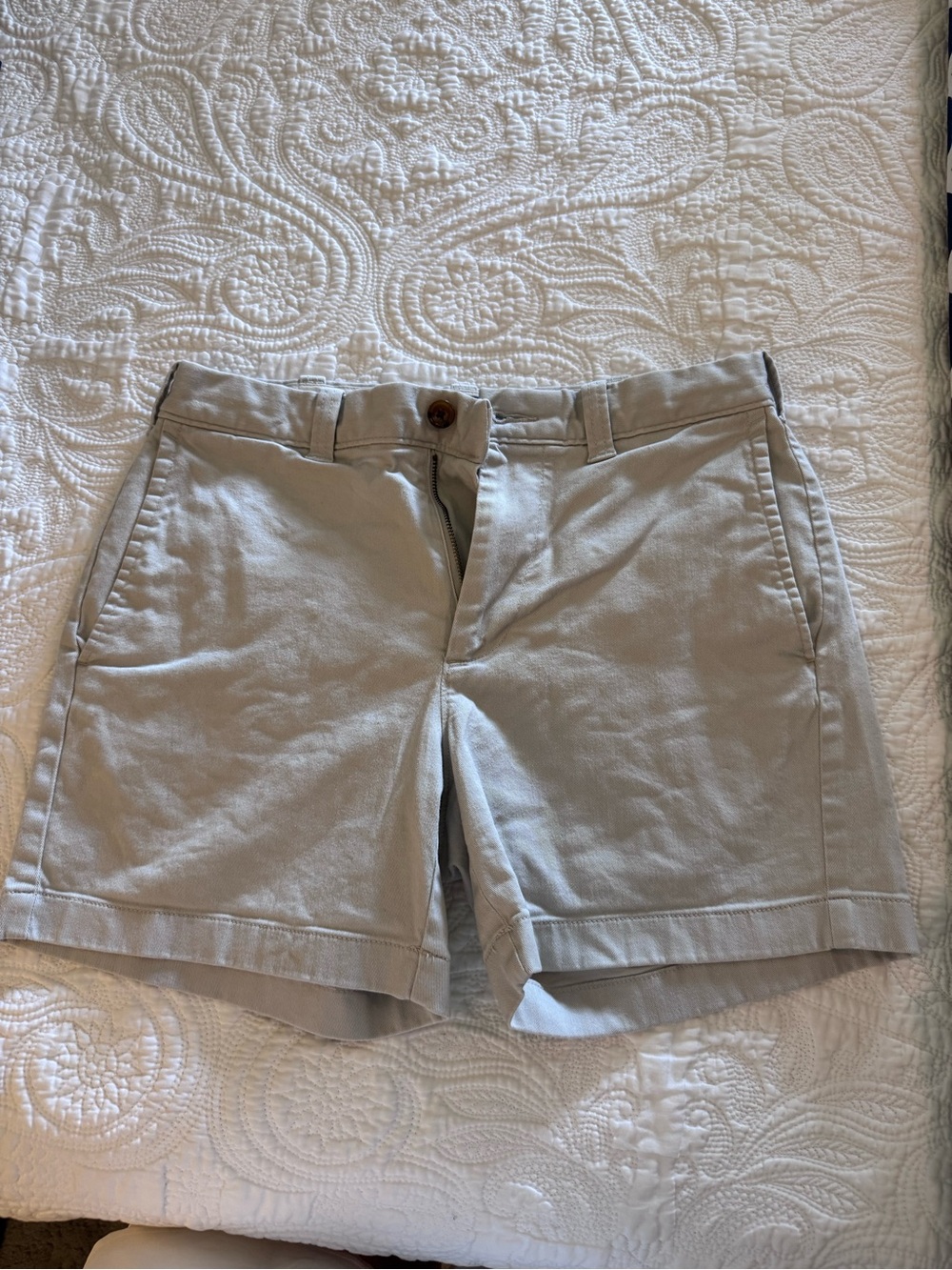 J. Crew Men's Light Khaki Flat Front Chino Shorts
